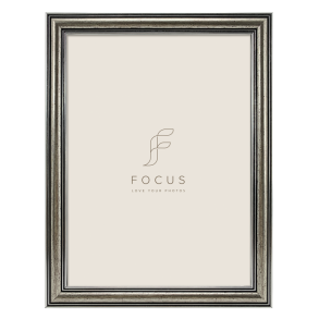 FOCUS HOLLY S�LV 20X30