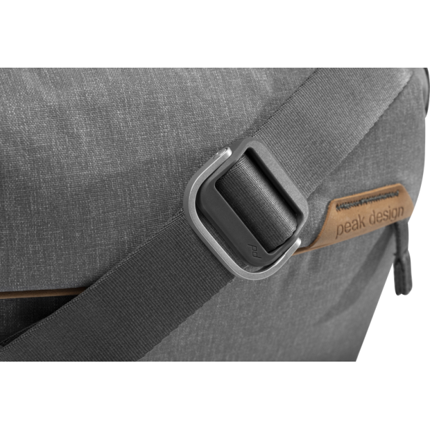 PEAK DESIGN EVERYDAY SLING 10L ASH