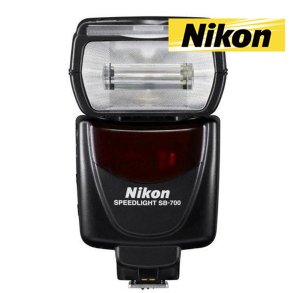 NIKON SB-700 SPEEDLIGHT 