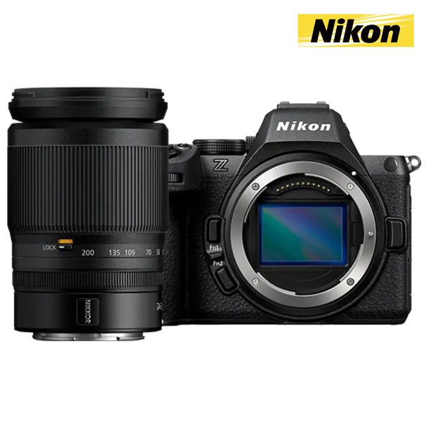 NIKON Z5 II m/ Z 24-200mm 